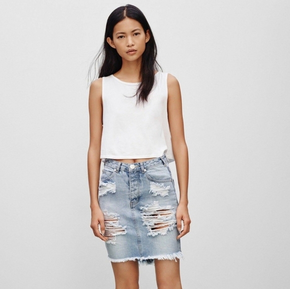One Teaspoon 2020 Distressed Denim Skirt, 24 - Picture 3 of 15